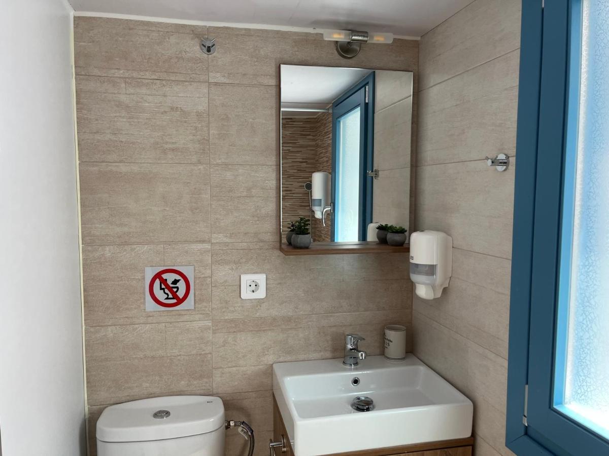 Aleminas Rooms Symi Bagian luar foto
